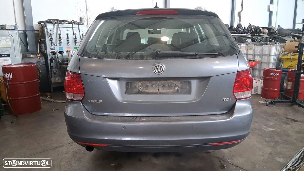 Eixo traseiro VW Golf VI Variant 1.6 tdi 105cv CAY CAYC de 2010 - 2