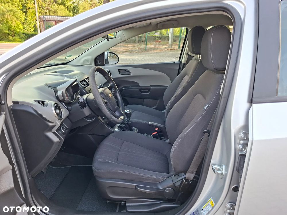 Chevrolet Aveo 1.2 LT+ - 11