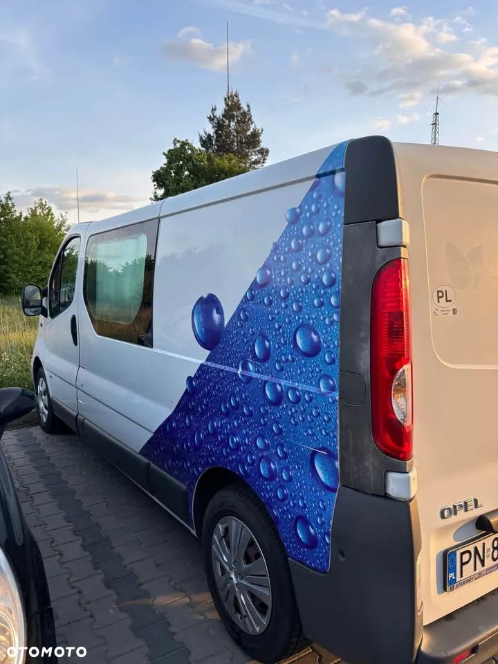 Opel Vivaro - 2