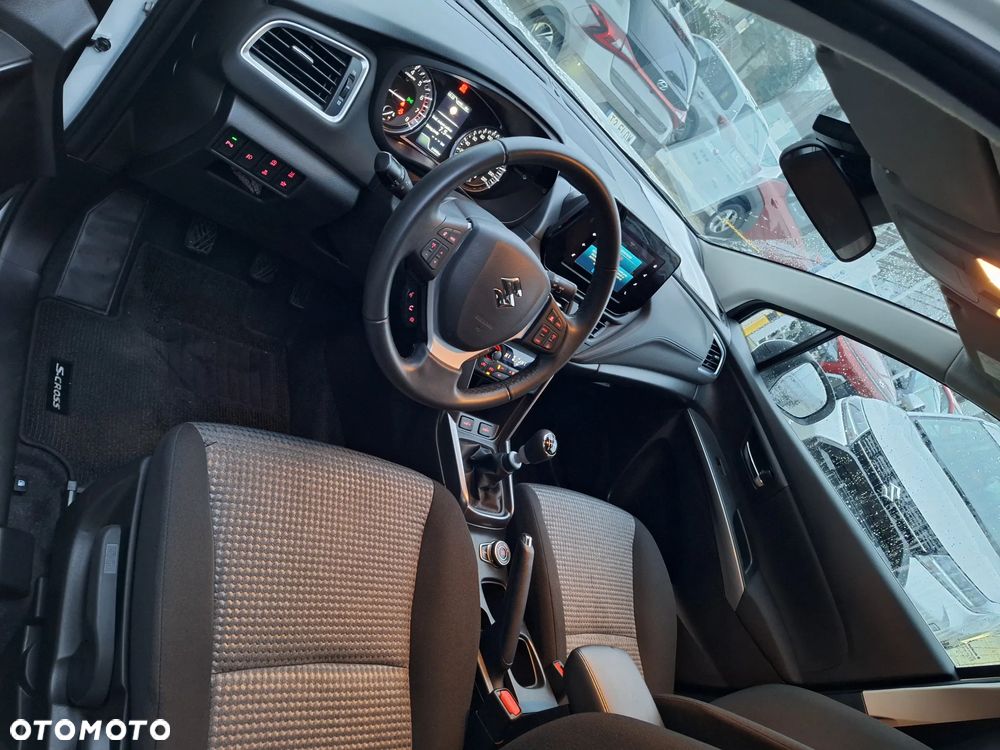 Suzuki SX4 S-Cross 1.4 SHVS Premium 4WD - 9