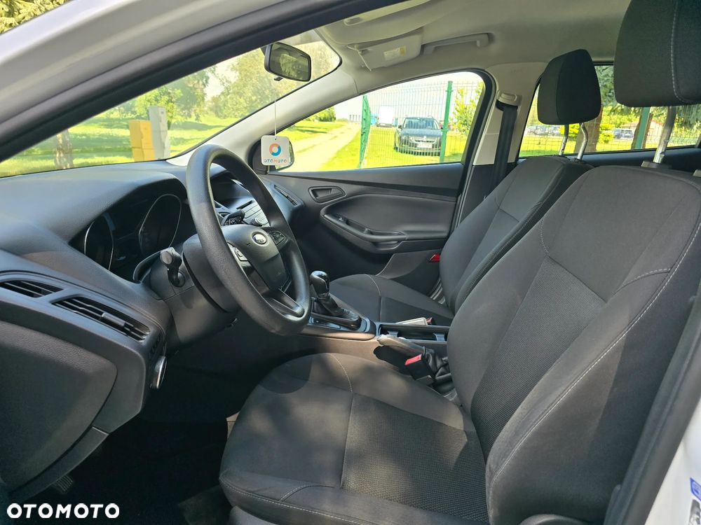 Ford Focus - 14
