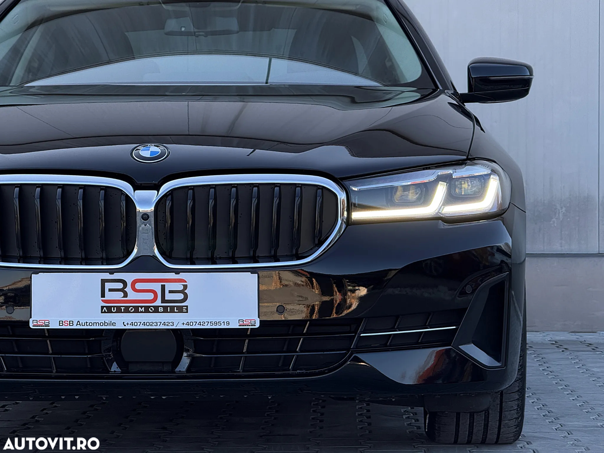 BMW Seria 5 520d Aut. Luxury Line - 12