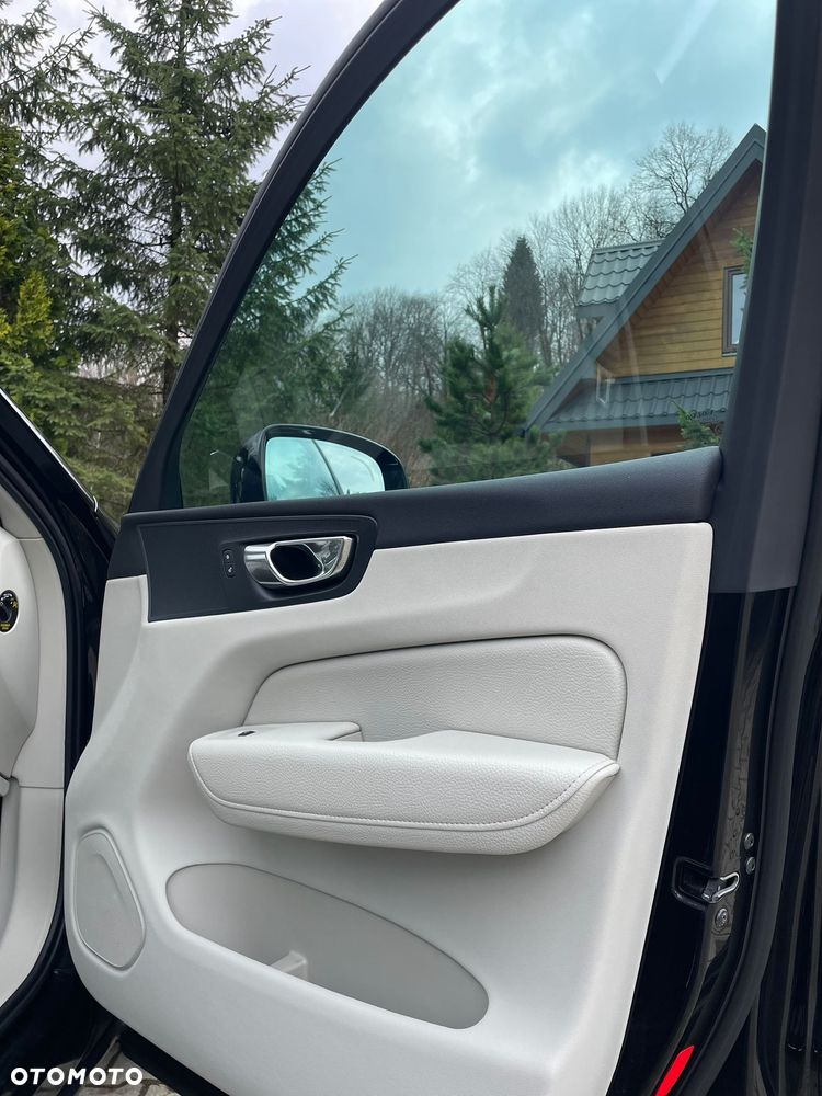 Volvo XC 60 T4 Inscription - 8