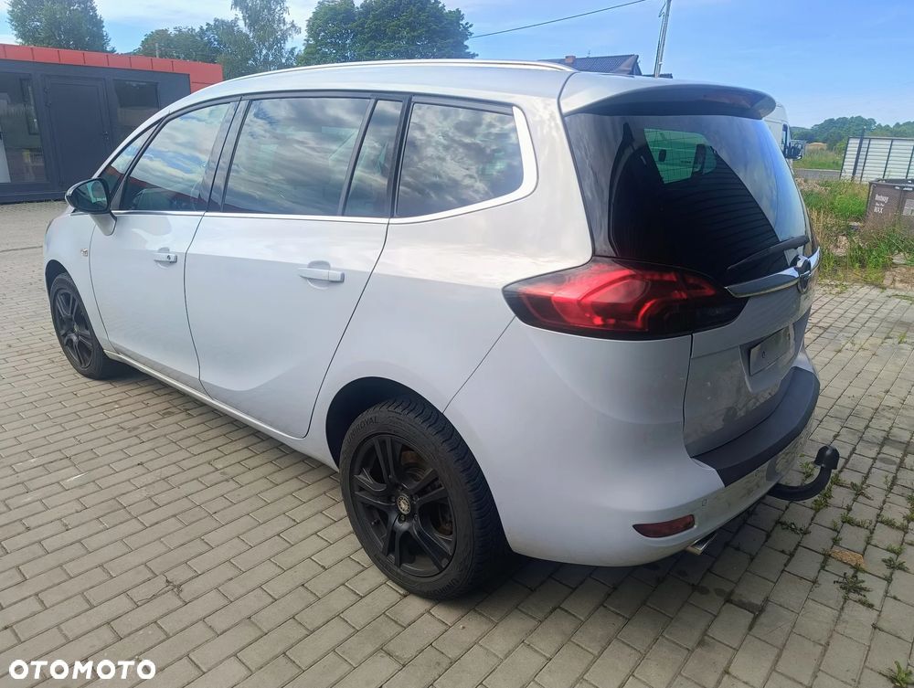 Opel Zafira Tourer 2.0 CDTI Automatik Edition - 4