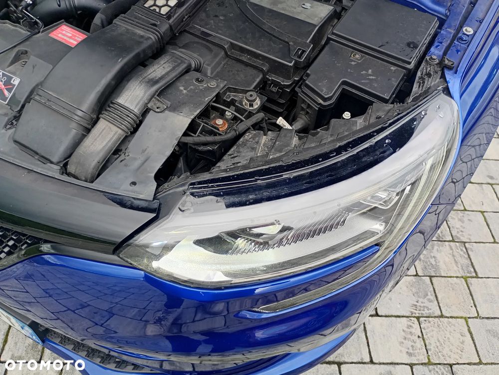 Renault Megane ENERGY TCe 205 EDC GT - 37