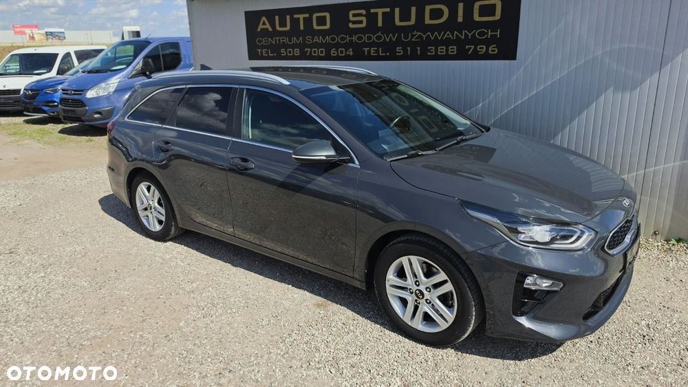 Kia Ceed 1.6 CRDi Platinum Edition - 35