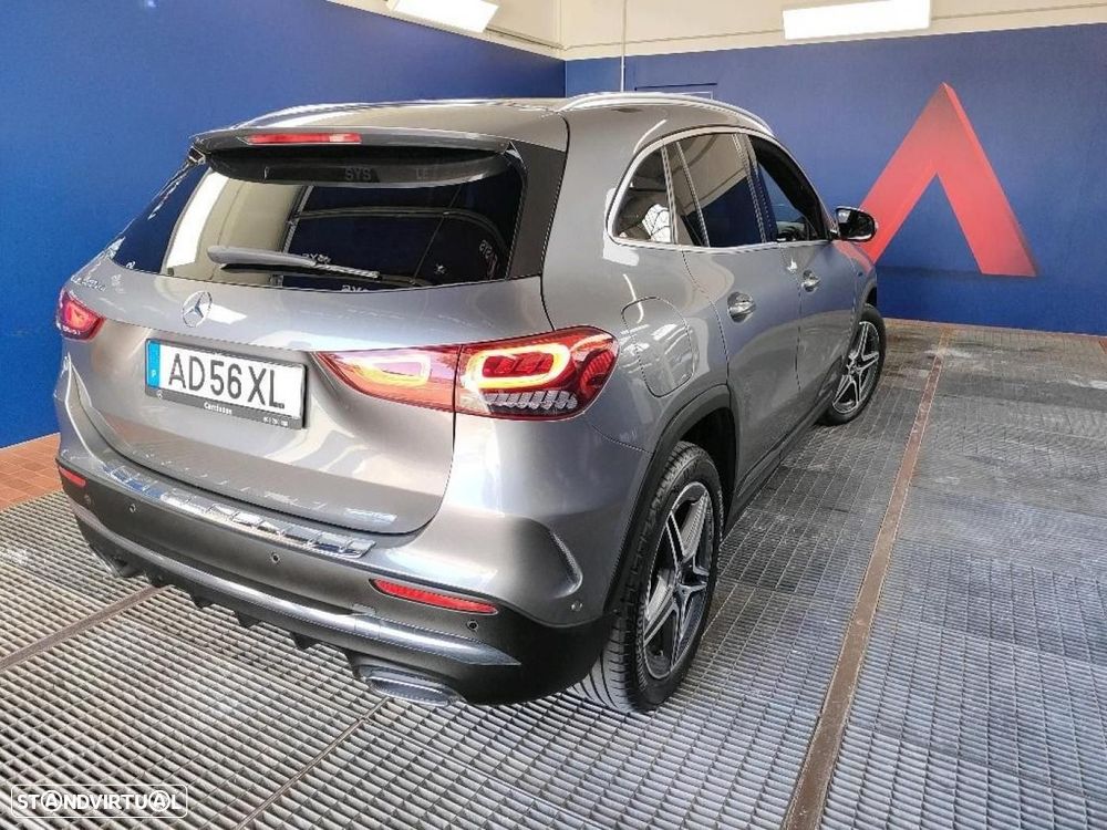 Mercedes-Benz GLA 250 - 22