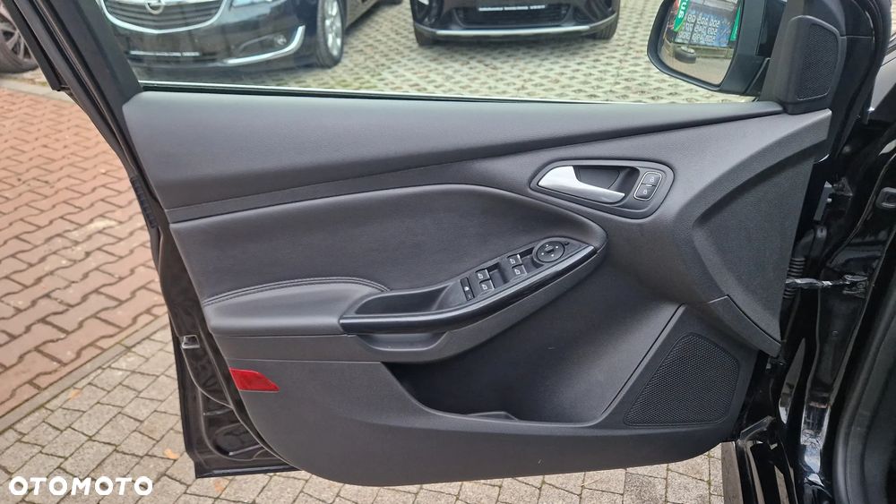 Ford Focus 2.0 TDCi ST-Line Black ASS - 22