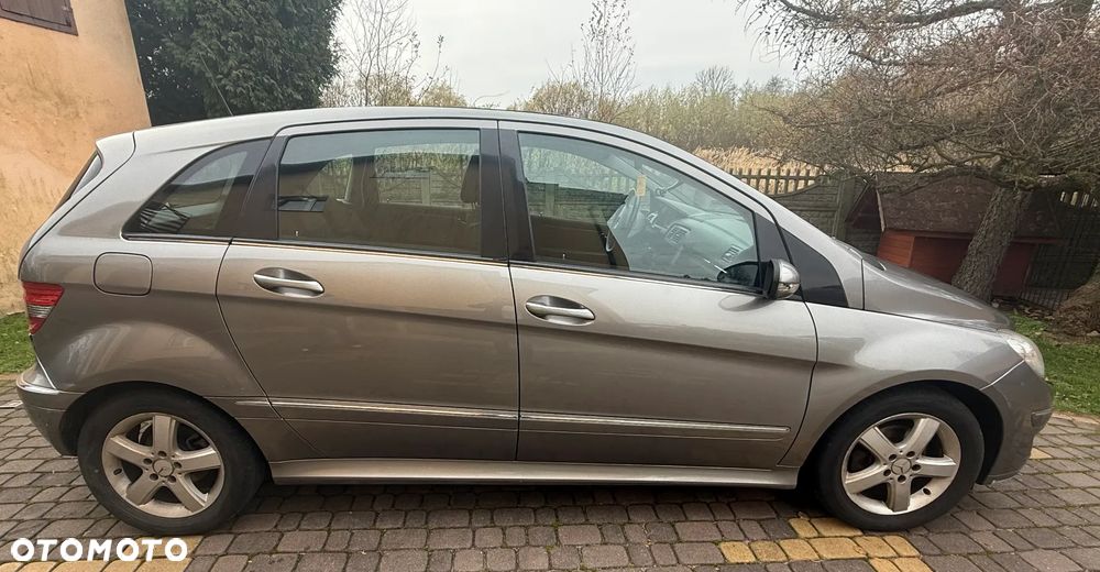 Mercedes-Benz Klasa B - 2