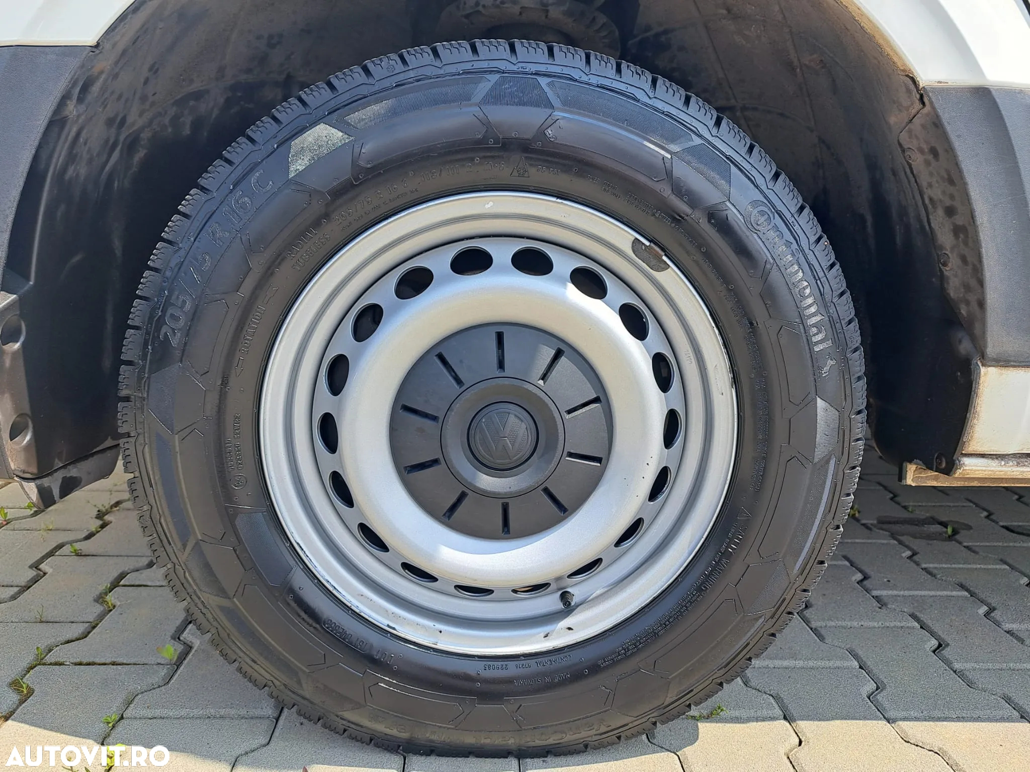 Volkswagen Crafter 3.5 CD Bena L4 FWD 103kW - 8