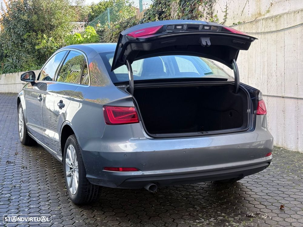 Audi A3 Limousine 1.6 TDI Advance - 25