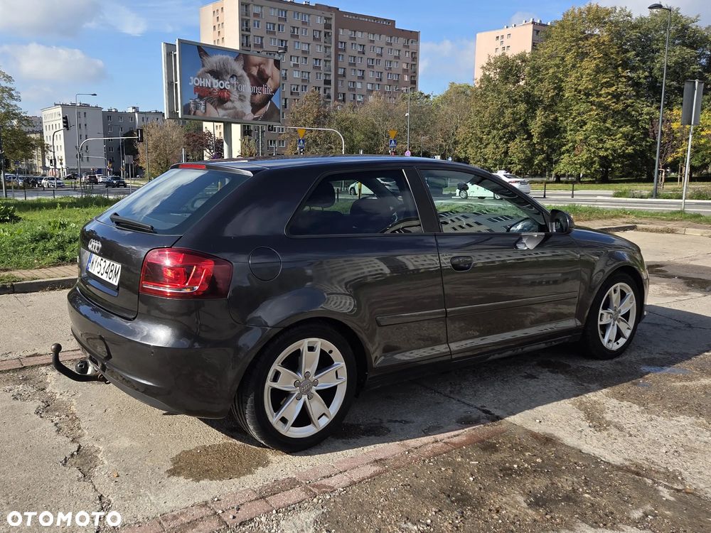 Audi A3 3-drzwiowe 1.6 TDI DPF Ambition - 4