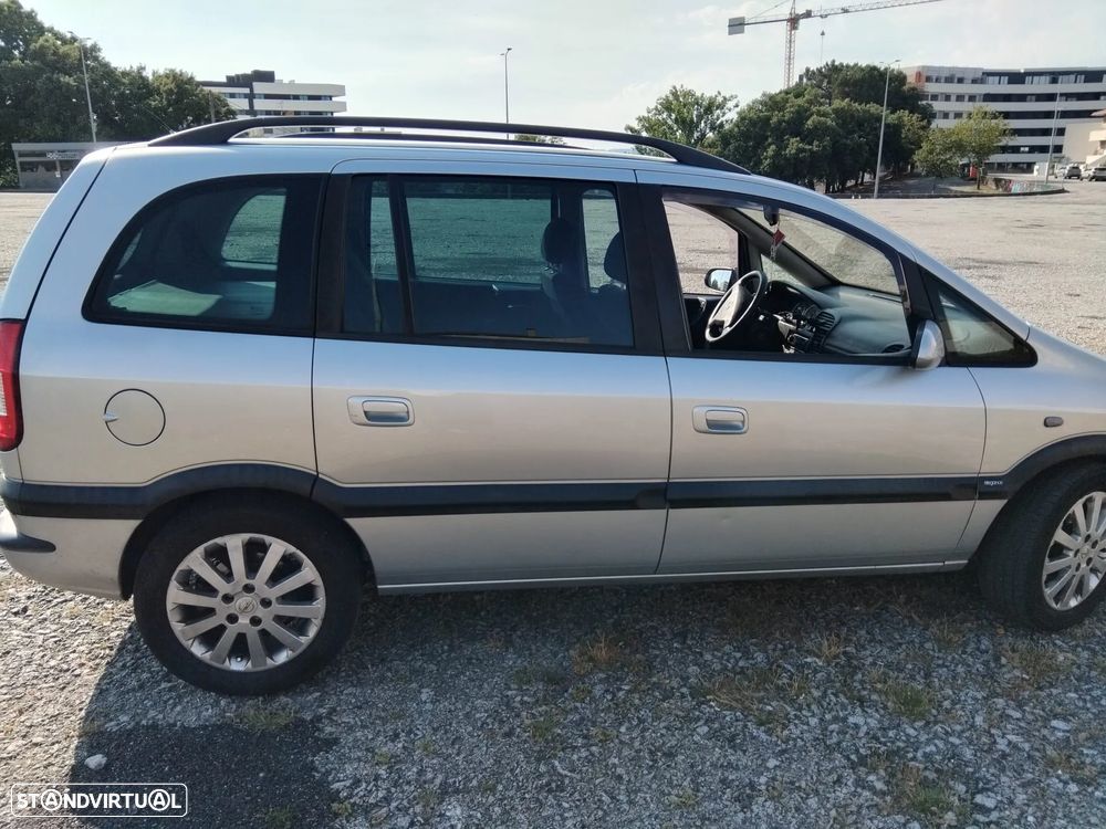 Opel Zafira 2.2 DTI - 5
