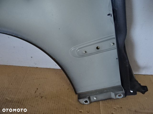 BŁOTNIK PRAWY PRZÓD PRZEDNI MERCEDES W203 LIFT KOMBI LAK:C768 NR324 - 11