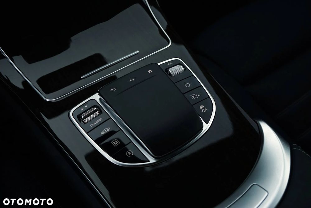 Mercedes-Benz GLC 300 4-Matic - 22