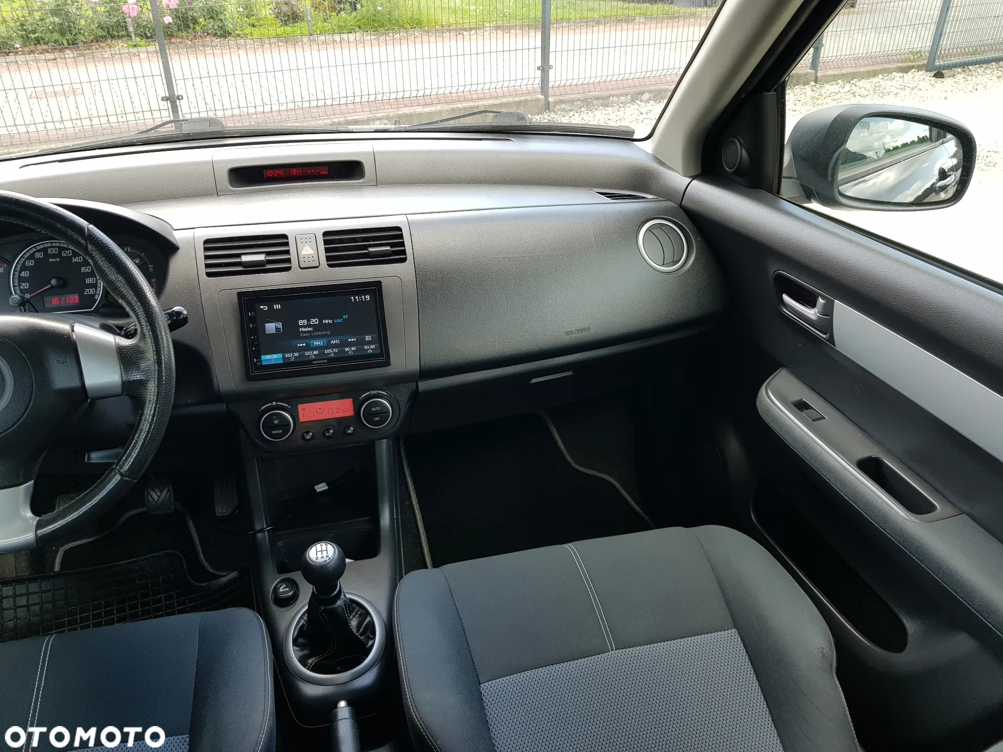 Suzuki Swift - 14