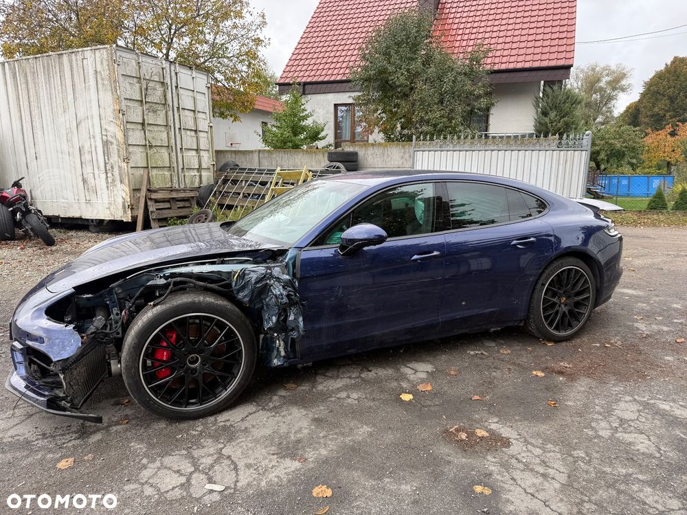 Porsche Panamera GTS - 6