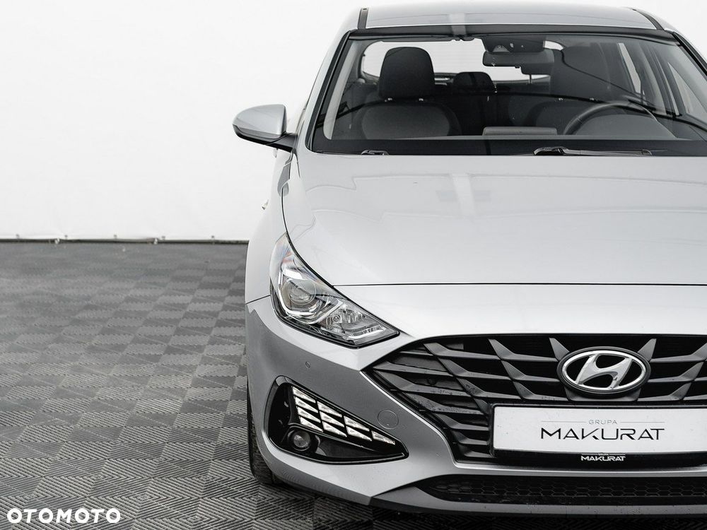 Hyundai i30 1.5 DPI Classic + - 9