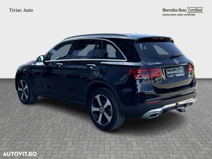 Mercedes-Benz GLC 300 e 4Matic 9G-TRONIC Exclusive - 3