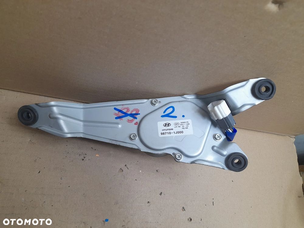 SILNICZEK WYCIERACZKI TYŁ HYUNDAI I20 98710-1J000 - 2
