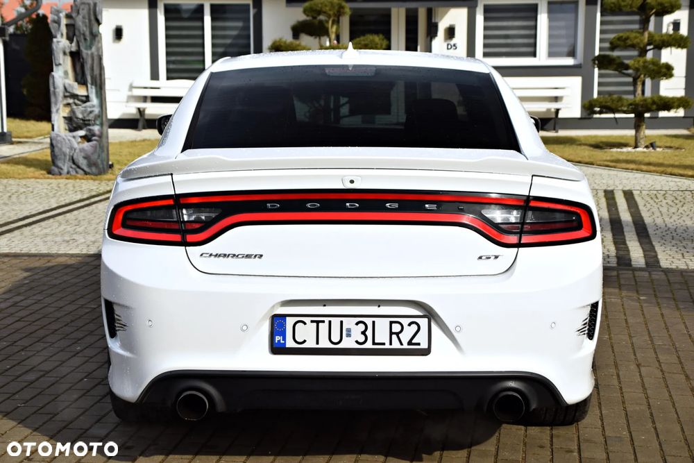 Dodge Charger - 4