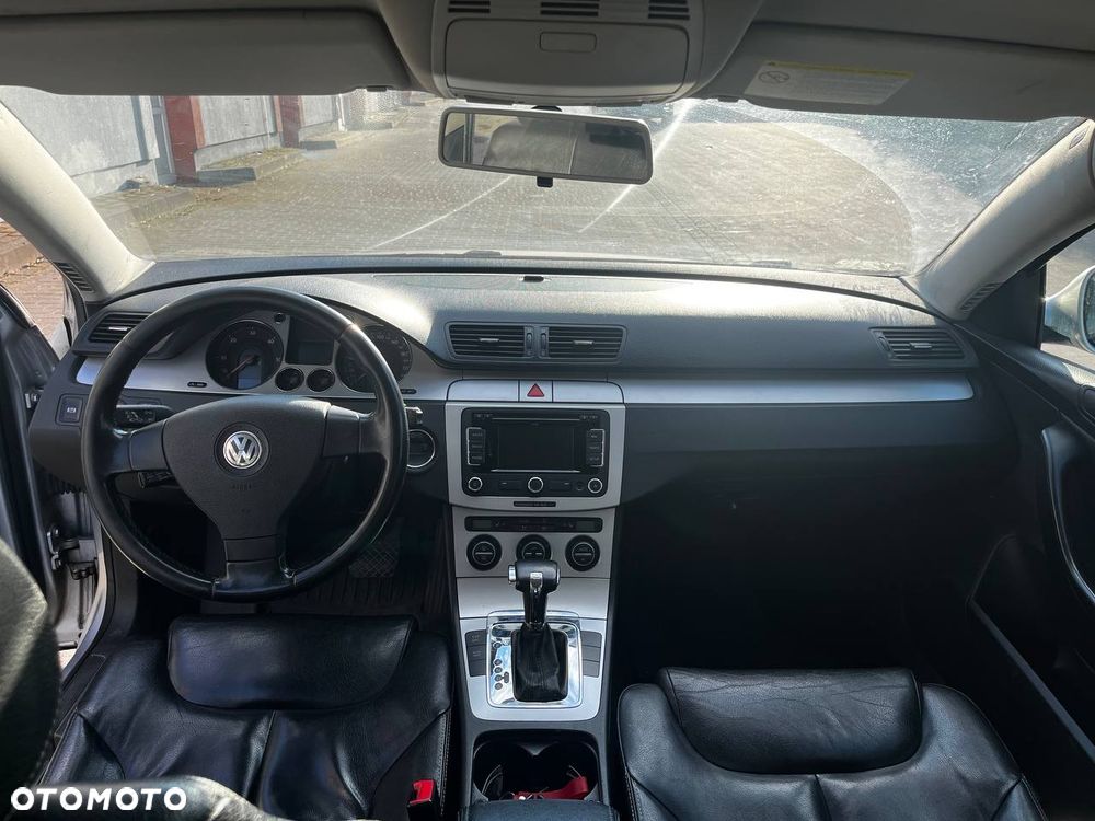 Volkswagen Passat 2.0 TDI DPF Comfortline DSG - 4