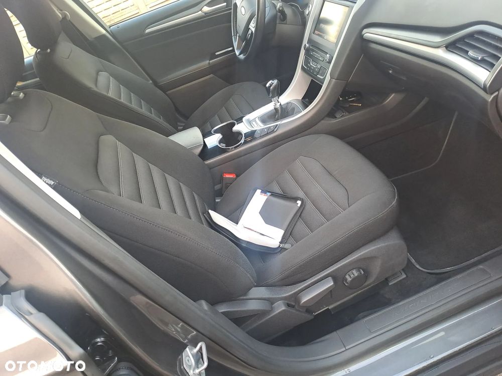 Ford Mondeo - 15
