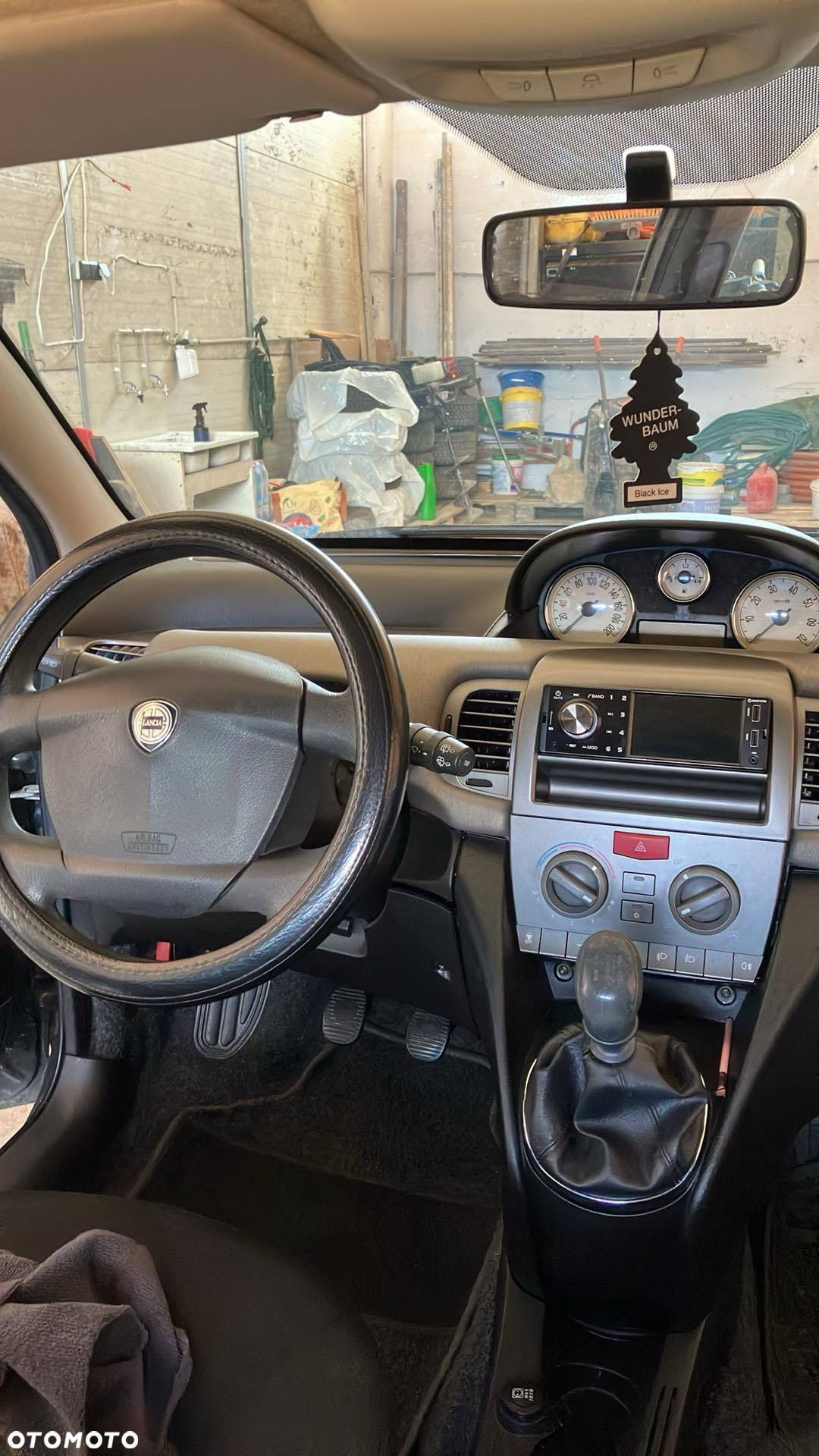 Lancia Ypsilon 1.2 8v - 9