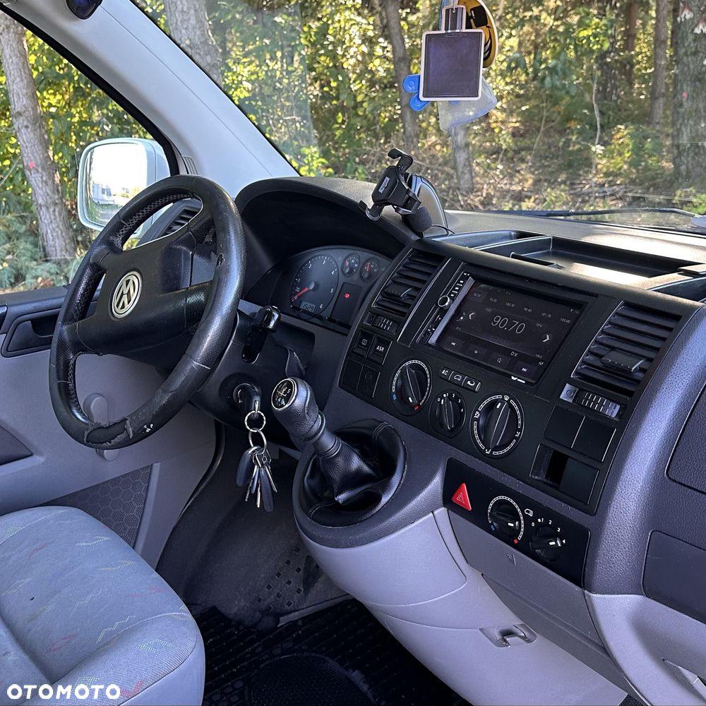 Volkswagen Transporter - 5