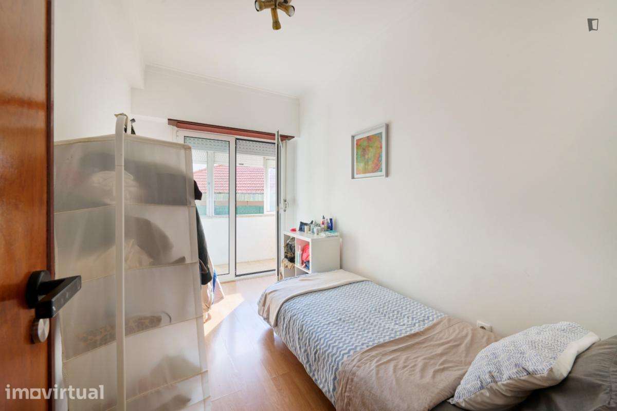 Quarto - localizado em Arroios Lisbon - Grande imagem: 2/32