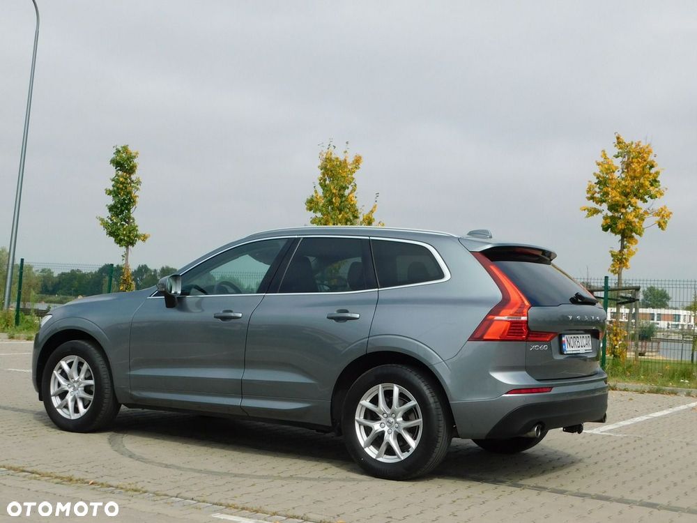 Volvo XC 60 D3 Momentum Pro - 6