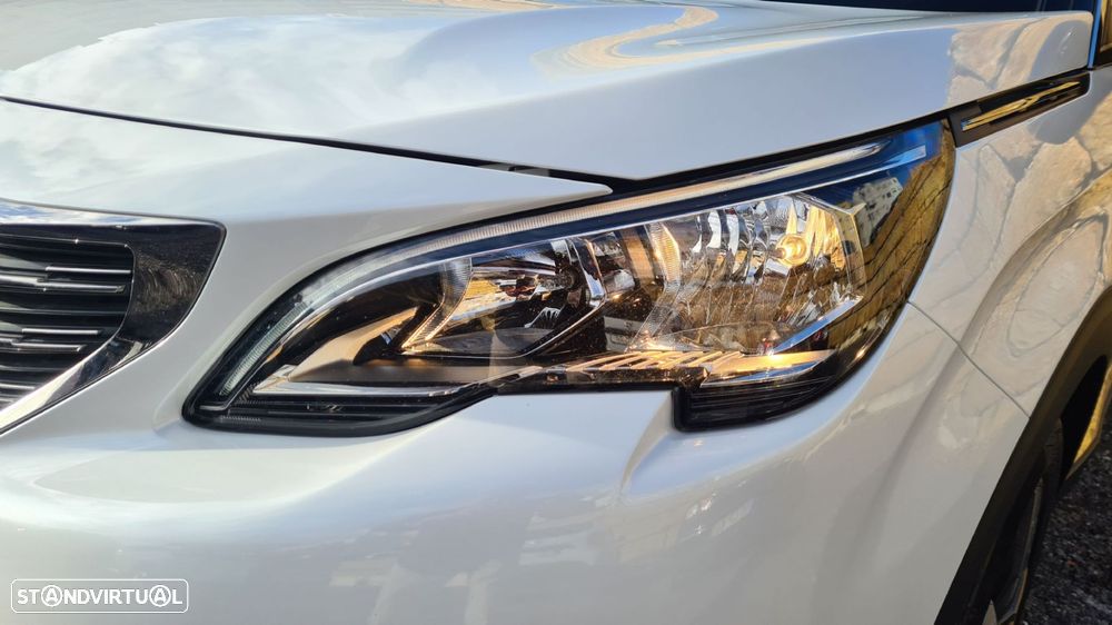 Peugeot 5008 1.5 BlueHDi Allure EAT8 - 54