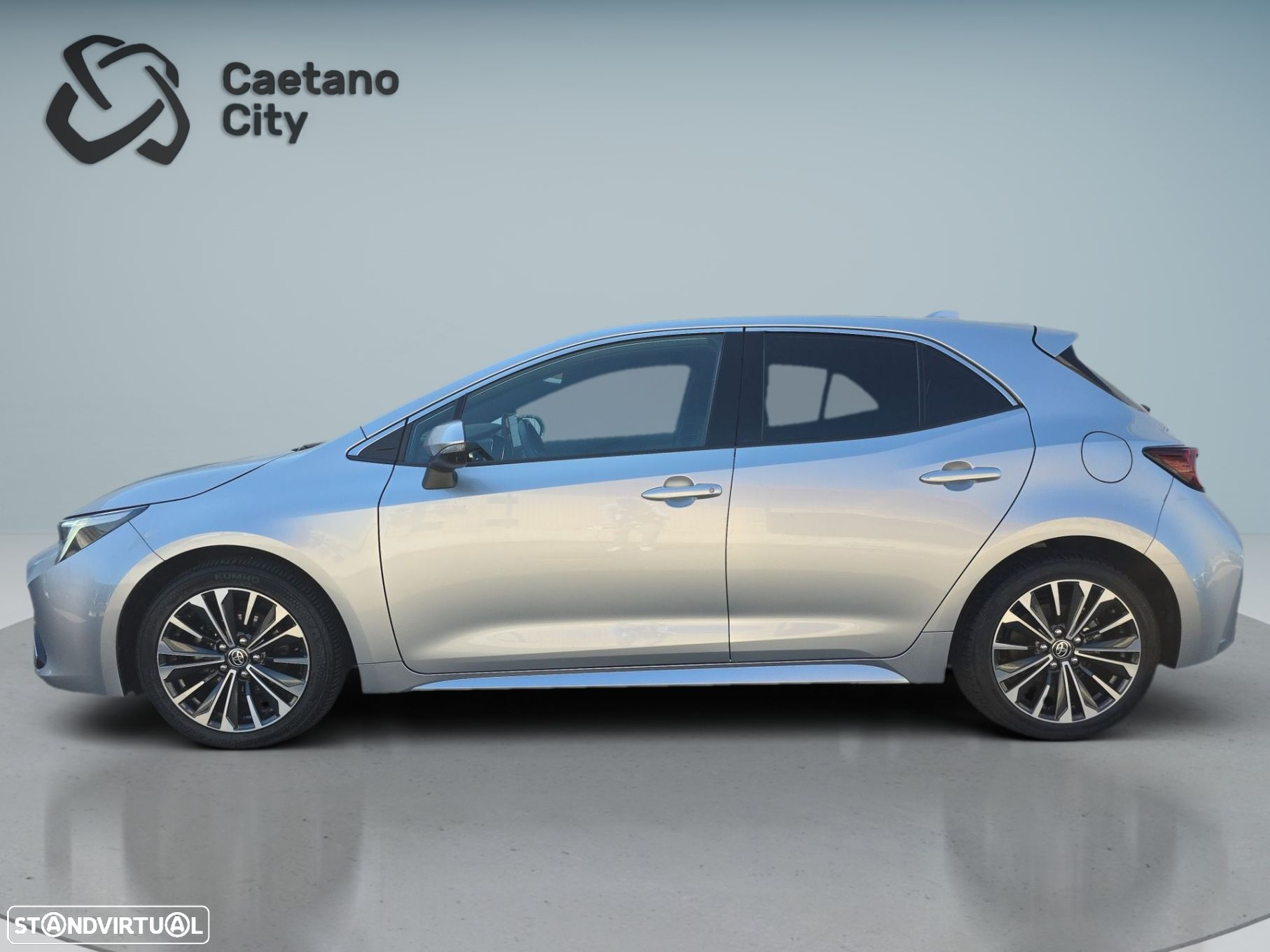 Toyota Corolla 1.8 Hybrid Comfort Plus - 10