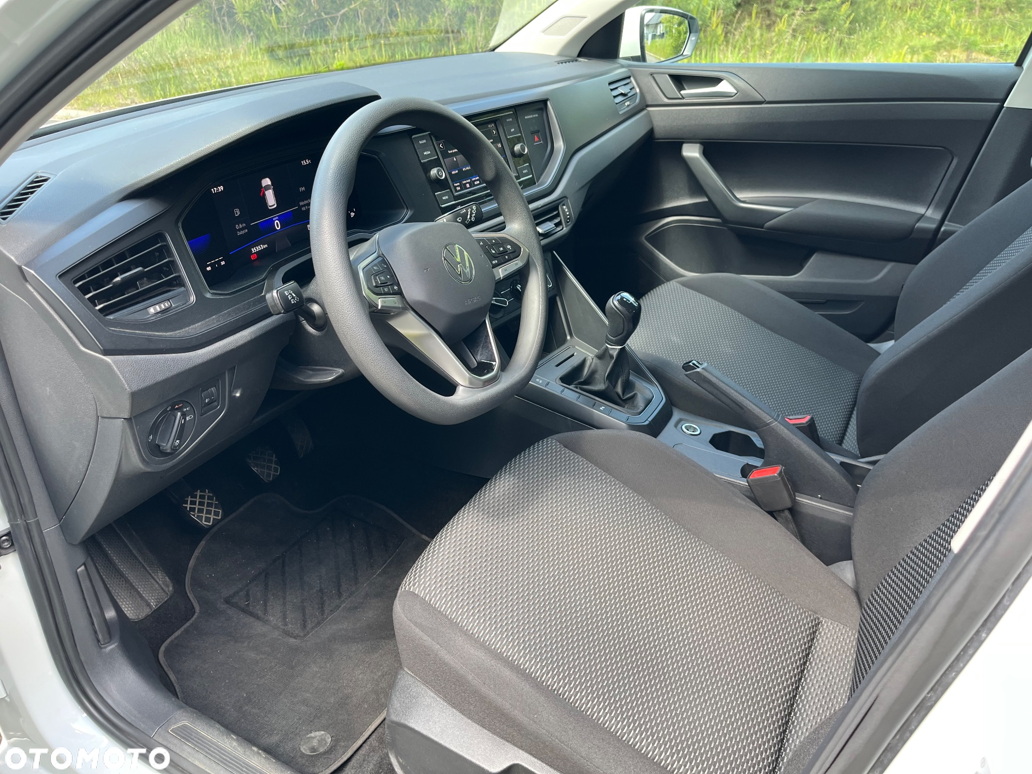 Volkswagen Polo 1.0 Comfortline - 10