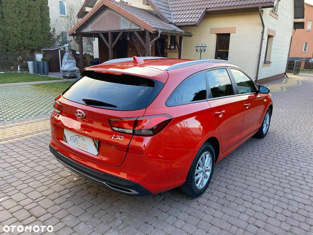 Hyundai i30 1.5 DPI Modern - 11