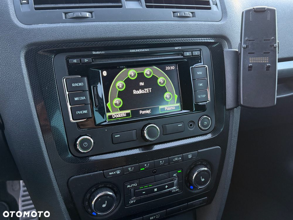 Skoda Octavia 2.0 TDI DPF RS - 20