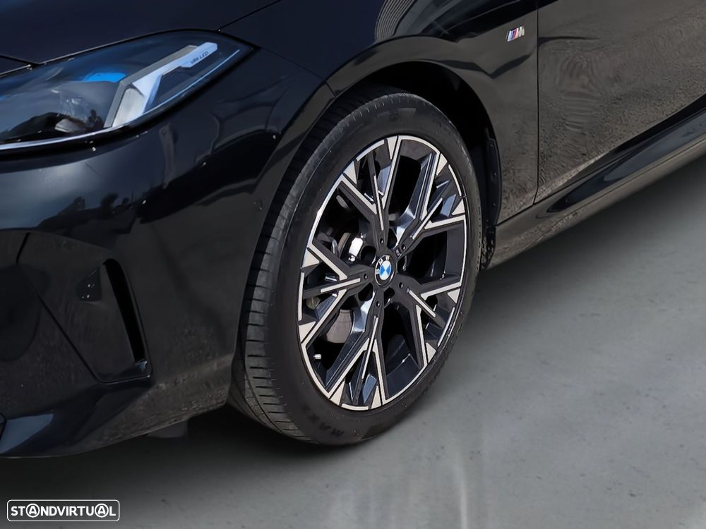 BMW 216 Standard — fotografia 4