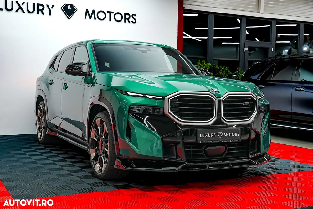 BMW XM 50e - 13