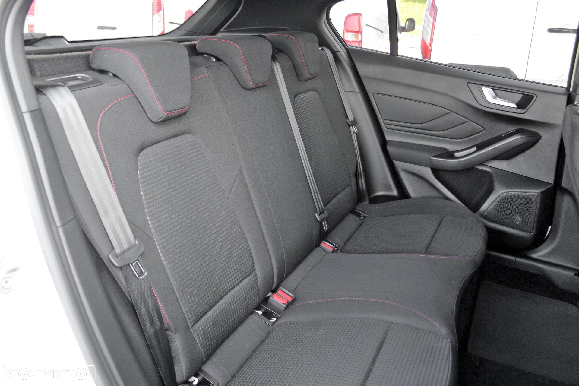 Ford Focus - 18