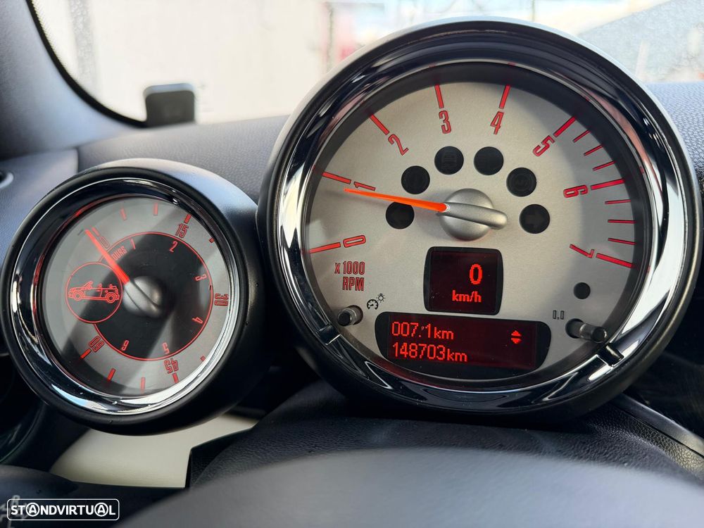 MINI Cabrio Cooper D - 16