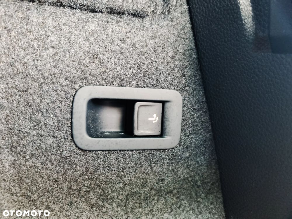 Skoda Karoq 2.0 TDI SCR 4x4 Style DSG - 21