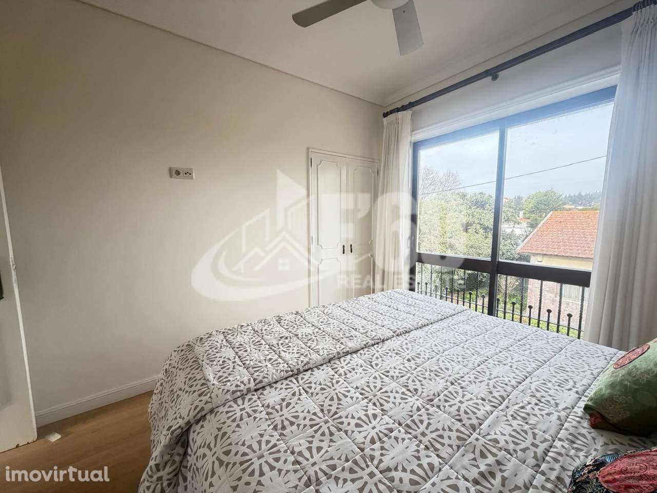 MORADIA T4 VISTA MAR SÃO FÉLIX DA MARINHA - Grande imagem: 4/60