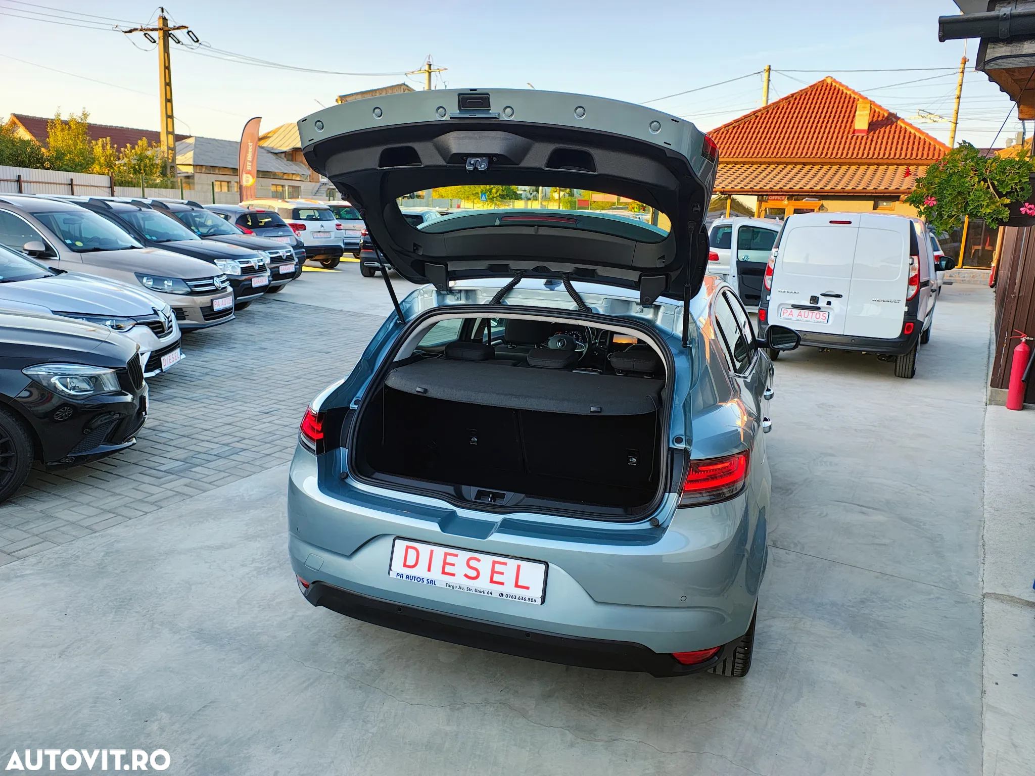 Renault Megane BLUE dCi Limited - 26