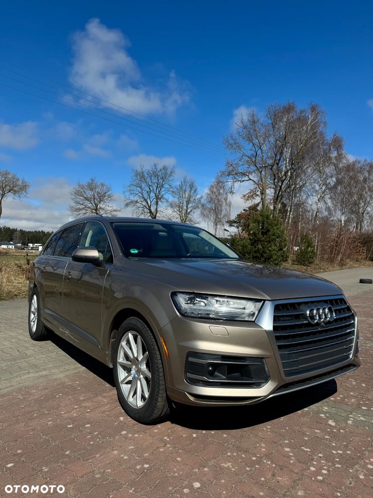 Audi Q7 - 3