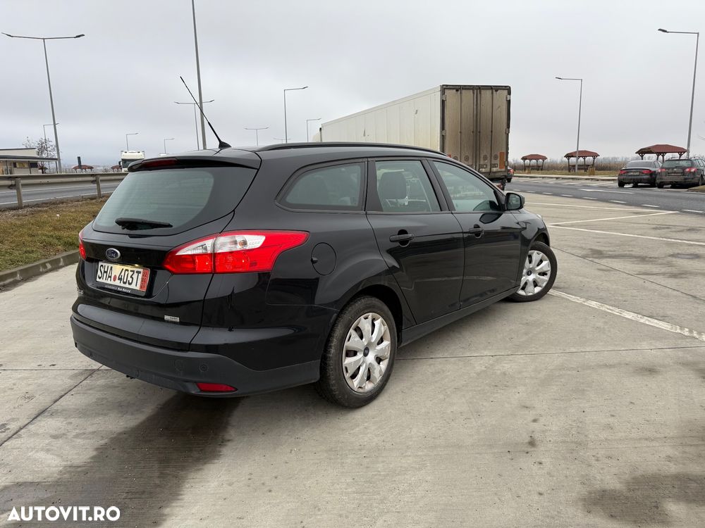 Ford Focus 1.0 EcoBoost Start-Stopp-System SYNC Edition - 4