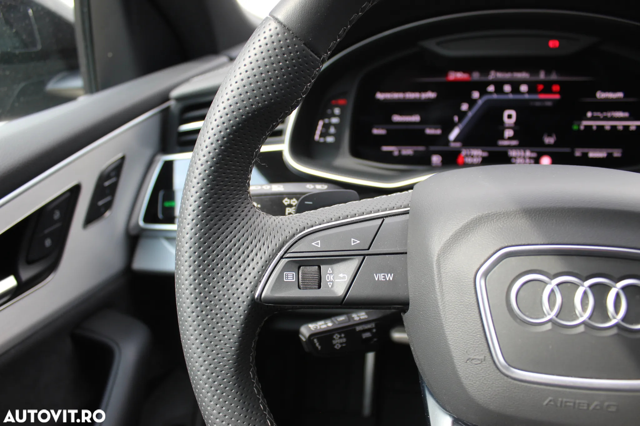 Audi SQ8 4.0 TFSI quattro Tiptronic - 15