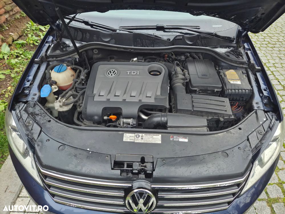 Volkswagen Passat Variant 2.0 TDI 4Motion BlueMotion Technology Comfortline DSG - 14