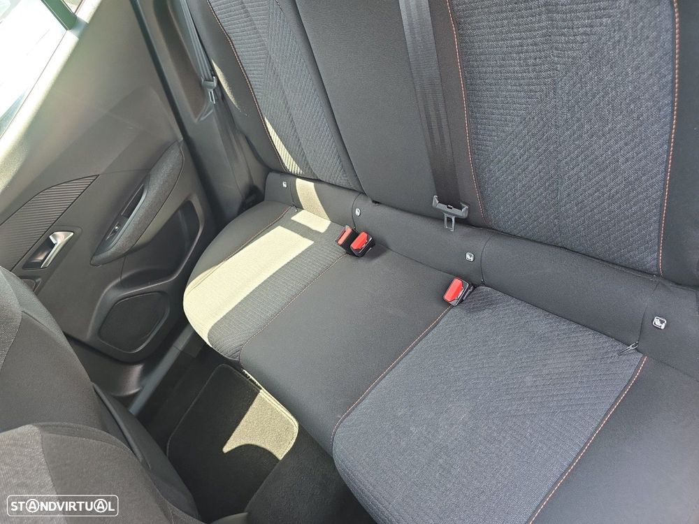 Peugeot 2008 1.2 PureTech Style - 13