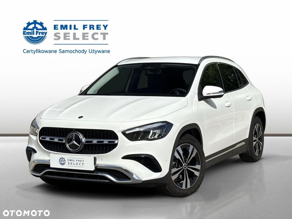 Mercedes-Benz GLA - 2