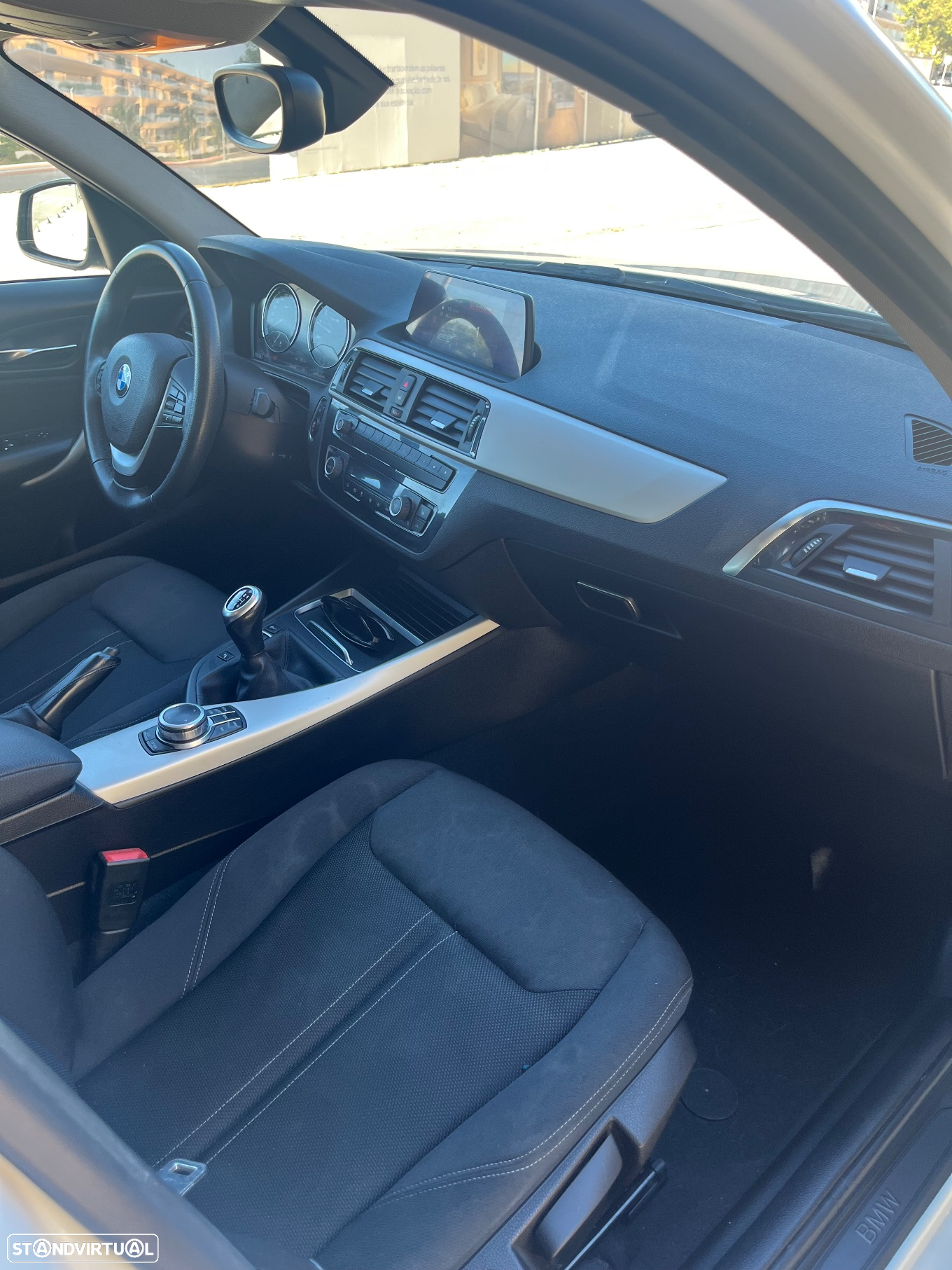 BMW 118 i Line Urban - 16